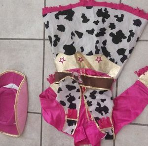 Cowgirl costume